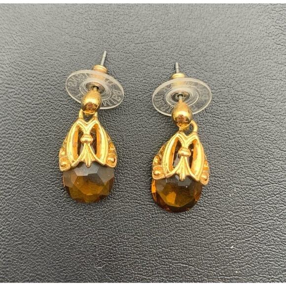 Premier Designs Gold Tone And Faux Faceted Amber Dangle Pierced Earrings - Picture 2 of 4